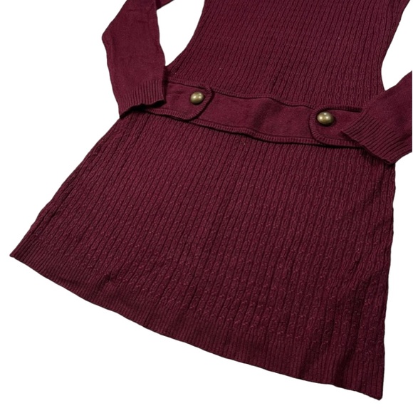 By & By size medium maroon sweater mini dress faux belt with gold accents NWOT - Picture 5 of 11